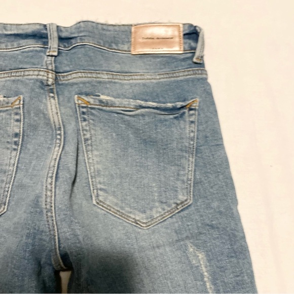 Zara Trafaluc Distressed Blue Jeans Womens Size 4 - Picture 12 of 16